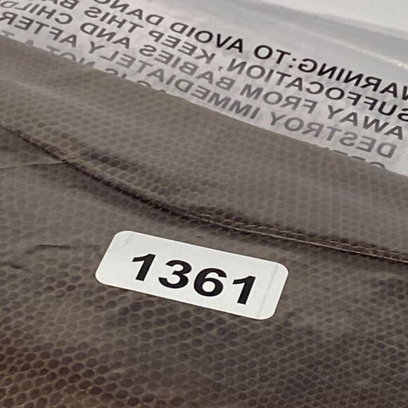 1361 Arpiel  Vintage Embossed Leather Tan Checkbook Holder New - Picture 11 of 11